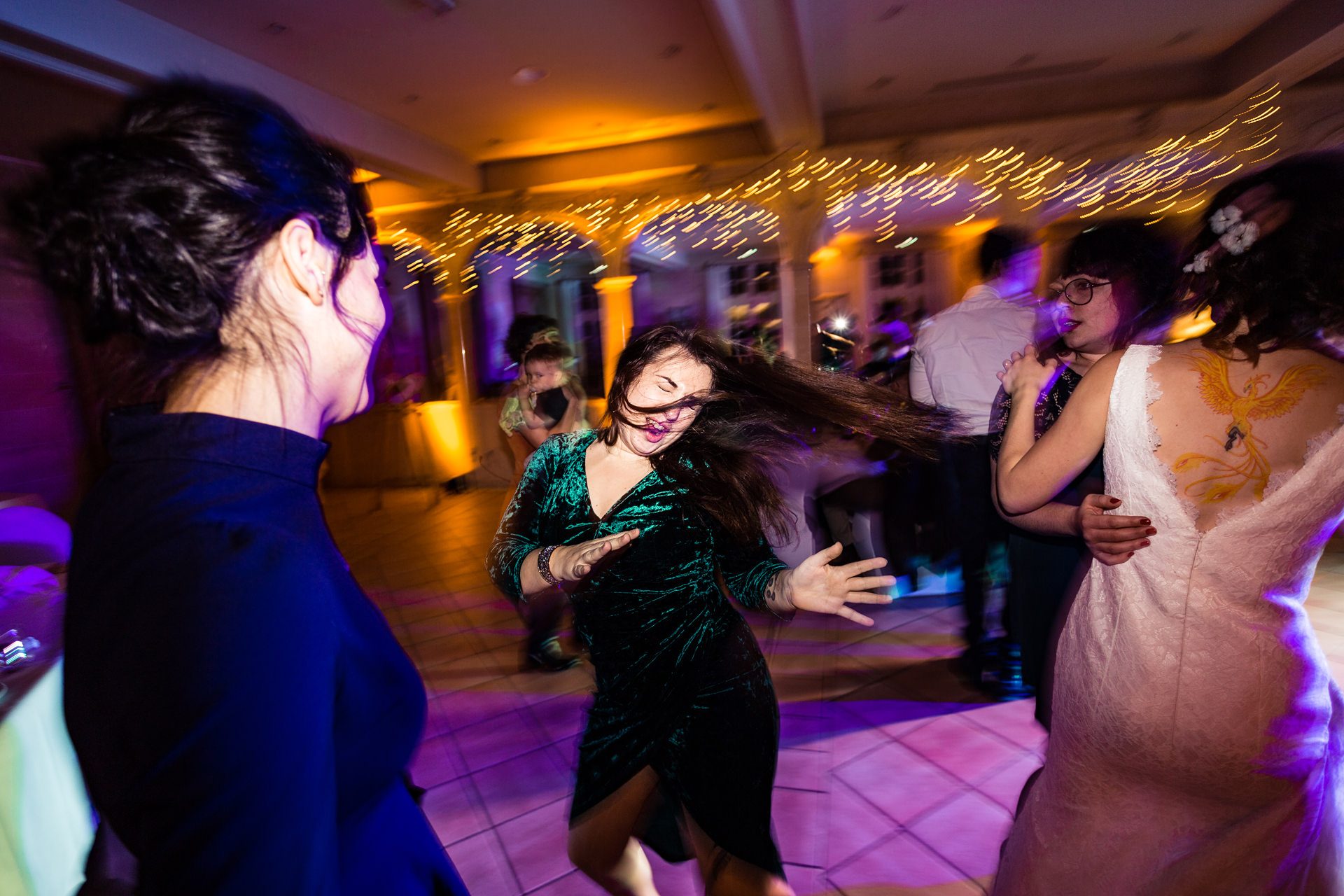 Photographe reportage de mariage soirée Chambéry et Annecy